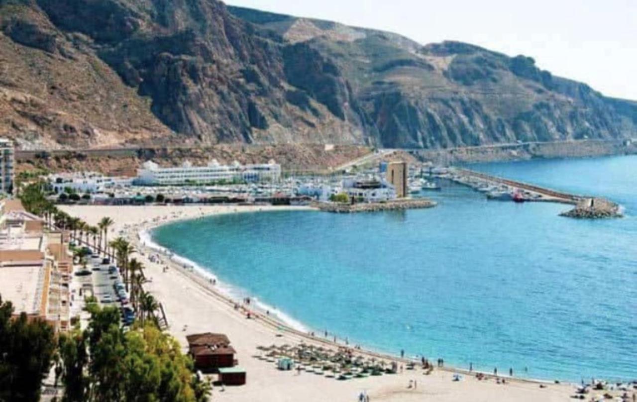 Captivating 2-Bed Apartment In Aguadulce Aguadulce  Kültér fotó
